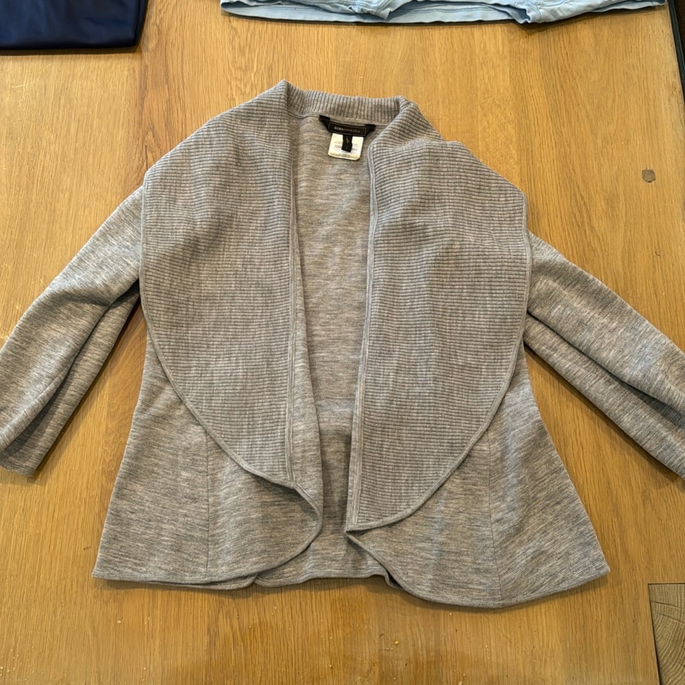 BCBG MAXAZRIA Grey Cardigan